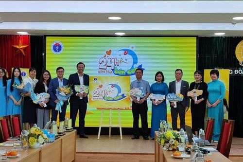 Bộ Y tế phát động Chương trình '24 giờ bên con' vì thế hệ trẻ Việt Nam khỏe thể chất, mạnh tinh thần