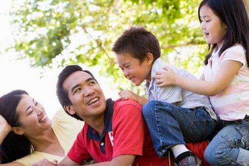 Bộ Y tế phát động Chương trình '24 giờ bên con'