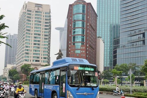 'Gập ghềnh' vận tải công cộng xanh - Thiếu điều kiện phát triển