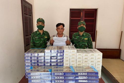 BĐBP An Giang liên tiếp bắt 2 vụ buôn lậu thuốc lá