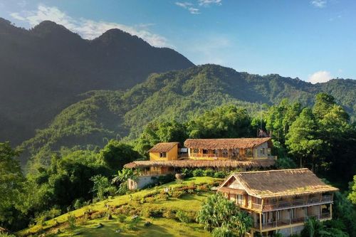 Những bước đi vững chắc để phát triển du lịch Hòa Bình thành ngành kinh tế mũi nhọn