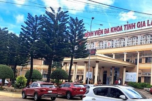 Hai người thuê phòng trọ rồi uống thuốc diệt cỏ