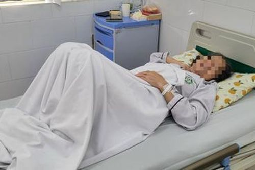 Ăn mật cá trắm, hai người nguy kịch