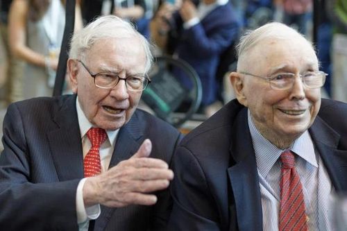 'Cánh tay phải' của Warren Buffett qua đời ở tuổi 99