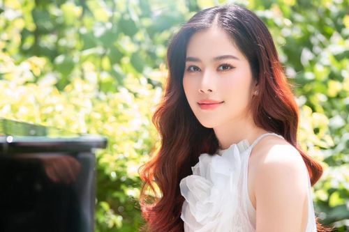 Nam Em muốn rời khỏi showbiz sau khi công bố chuyện lấy chồng?