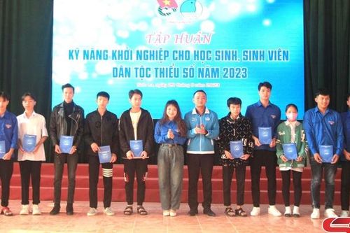 Thêm kỹ năng khởi nghiệp cho học sinh, sinh viên dân tộc thiểu số