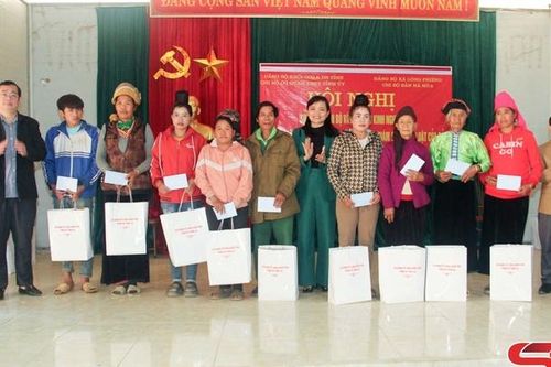 Chi bộ cơ quan UBKT Tỉnh ủy trao đổi kinh nghiệm công tác xây dựng Đảng với cơ sở