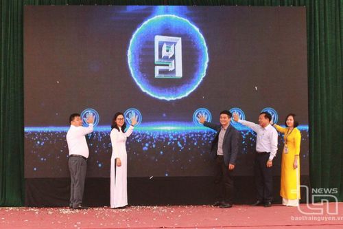 Phát động phong trào học ngoại ngữ trong các trường