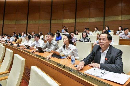 Quốc hội thông qua Nghị quyết về giám sát chuyên đề, chất vấn