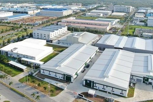 Vi phạm công bố thông tin báo cáo tài chính, Becamex-Bình Phước và FLC Faros bị phạt