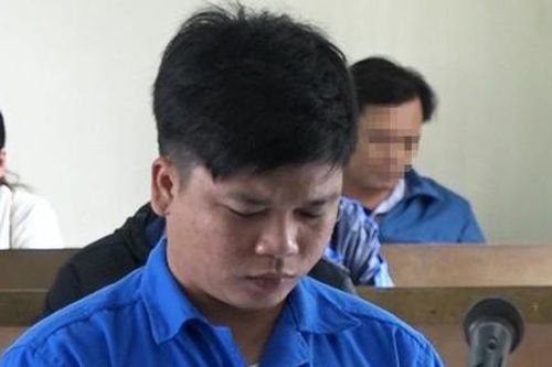 Mâu thuẫn từ việc đốt pháo hoa, thanh niên chém đứt lìa ngón tay hàng xóm