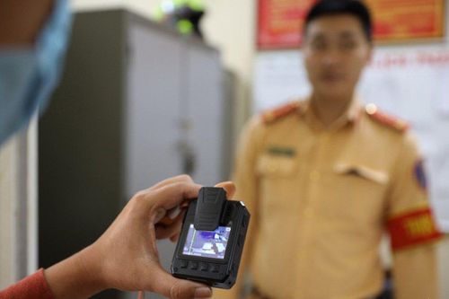 Cục CSGT: Không bắt buộc xe máy, ô tô cá nhân lắp camera giám sát hành trình