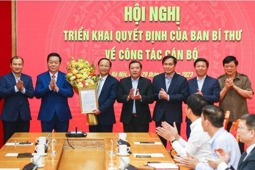 Đại tá Phạm Ngọc Phương làm Trợ lý Trưởng Ban Tuyên giáo Trung ương