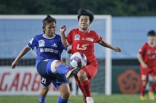 CLB thành phố Hồ Chí Minh I vững vàng ngôi đầu giải bóng đá nữ quốc gia