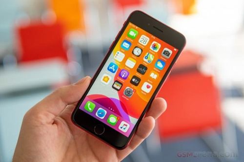 iPhone giảm giá sốc, rơi xuống đáy vực: Có loại giá hơn 1 triệu, liệu có nên mua?
