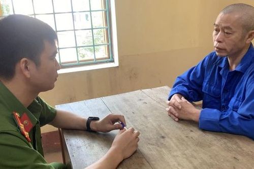 Chủ tịch Hội đồng quản trị và giám đốc công ty mang bán tài sản đã cầm cố ngân hàng
