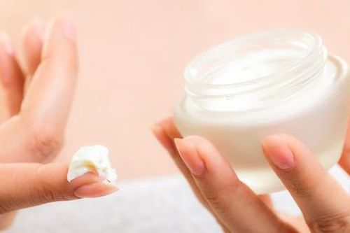 4 sai lầm hay gặp khi dùng kem dưỡng ẩm