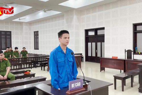 Xét xử 'đầu nậu' chuyên mua bán ma túy tại các cơ sở vui chơi giải trí