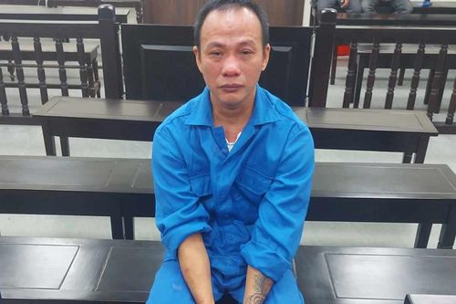 Người vợ thoát chết dưới tay chồng nhờ sự giải cứu kịp thời của hai con