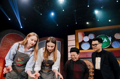 'Bà trùm' phường Xoan vùng đất Tổ làm giám khảo khách mời 'Của ngon vật lạ'