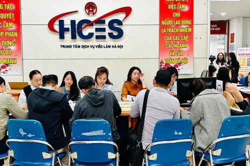 Hà Nội có nhiều việc làm, lương cao cho người lao động về nước