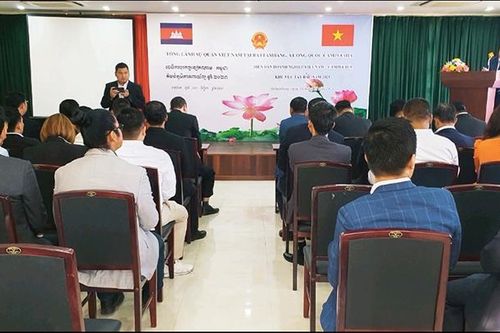 Khai mạc Diễn đàn Doanh nghiệp Việt Nam-Campuchia khu vực tây bắc Campuchia năm 2023