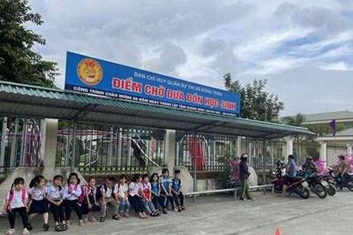 'Nhà chờ của bộ đội'