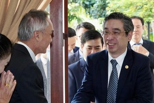 Kỷ niệm lần thứ 48 Quốc khánh Cộng hòa Dân chủ Nhân dân Lào