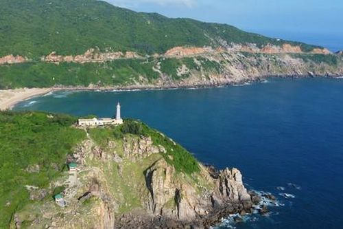 Khám phá Mũi Điện, nơi ánh bình minh đầu tiên tỏa xuống đất liền Tổ quốc