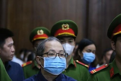Viện Kiểm sát đề nghị phạt cựu Giám đốc Bệnh viện TP Thủ Đức 21-23 năm tù