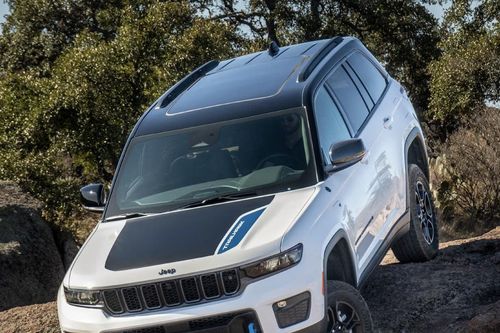 Top 10 xe SUV có khoảng sáng gầm lớn nhất, nhiều mẫu đã có mặt tại Việt Nam