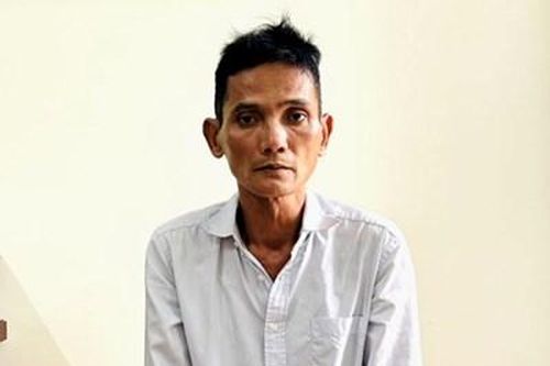 Tạm giữ đối tượng dùng xe môtô gắn biển số giả đi cướp giật