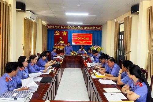 Cụm Thị đua số 1 VKSND tỉnh An Giang bình xét thi đua năm 2023