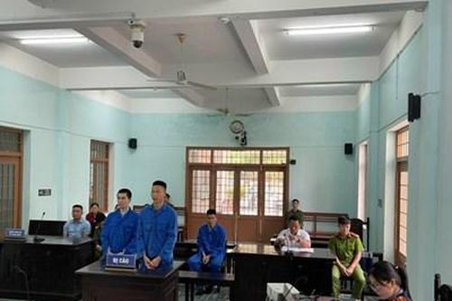 Tổ chức phiên tòa rút kinh nghiệm trình chiếu tài liệu, chứng cứ về tội 'Trộm cắp tài sản'