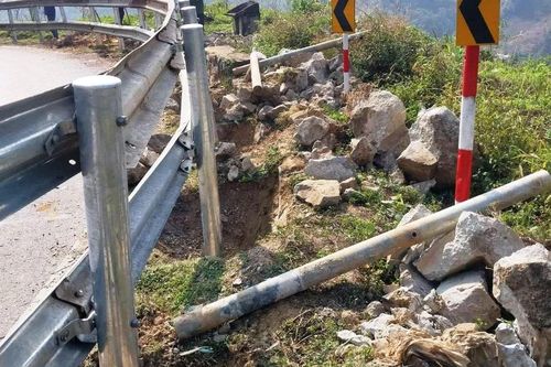 Chưa được cấp phép, nhà thầu đã tự ý thay thế hộ lan tôn sóng Quốc lộ 3