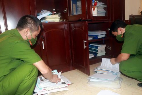 Vụ Việt Á: Phạt tù cựu Giám đốc CDC Nam Định cùng 7 đồng phạm
