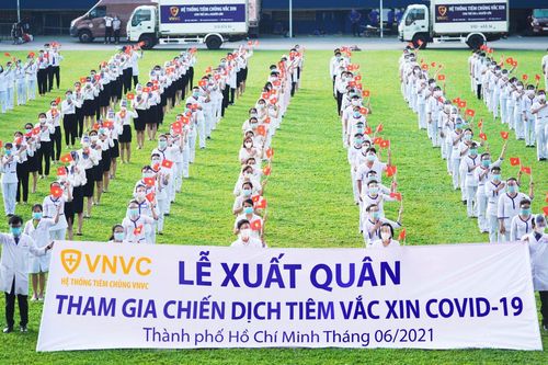 VNVC được vinh danh Top 10 công ty dược Việt Nam uy tín năm 2023