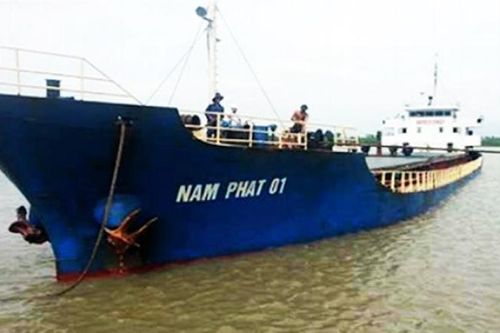 Nguy cơ ô nhiễm do tràn dầu từ tàu hàng bị chìm trên biển Quảng Nam