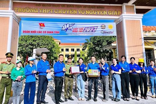 Nhiều chuyến biến tích cực trong chương trình 'Tiếp sức mùa thi'