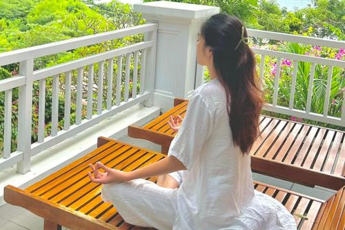 Nam Em đăng vỏn vẹn một câu nói lên tâm trạng hiện tại sau loạt thị phi của chồng sắp cưới