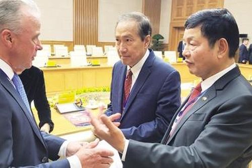 Bài 1: Cơ hội để 'Việt Nam không thể thiếu'