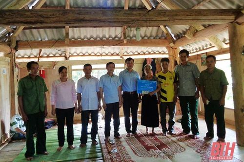 Đưa nghị quyết thành những chương trình cụ thể, thiết thực