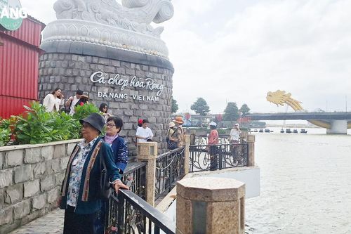 Hơn 700 khách tàu biển đến Đà Nẵng