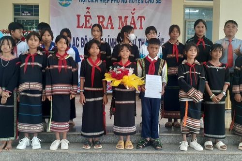 Chư Sê ra mắt Câu lạc bộ ' Thủ lĩnh của sự thay đổi'