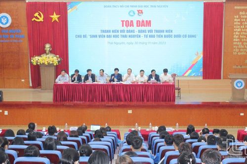 'Sinh viên Đại học Thái Nguyên - Tự hào tiến bước dưới cờ Đảng'