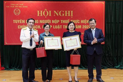 Bắc Giang: Tuyên dương 73 tập thể, cá nhân thực hiện tốt chính sách, pháp luật thuế