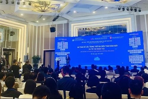 Thứ trưởng Bộ TT&TT chia sẻ về bảo mật dữ liệu cá nhân