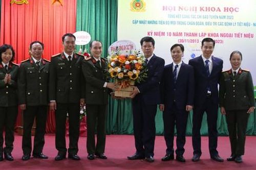 Điều trị bệnh lý tiết niệu nam khoa có nhiều tiến bộ vượt bậc
