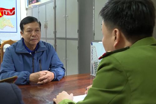 Một cựu cán bộ xã bị khởi tố vì lạm quyền khi thi hành công vụ