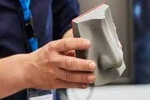 'Mũi điện tử' phân biệt 1.000 tỷ mùi, ngăn ngừa ngộ độc thực phẩm